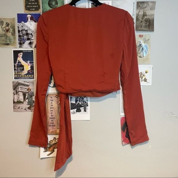 INTERMIX MODAL DEEP V NECK FAUX WRAP SIDE TIE LONG SLEEVE CROPPED BLOUSE ORANGE - Picture 2 of 6
